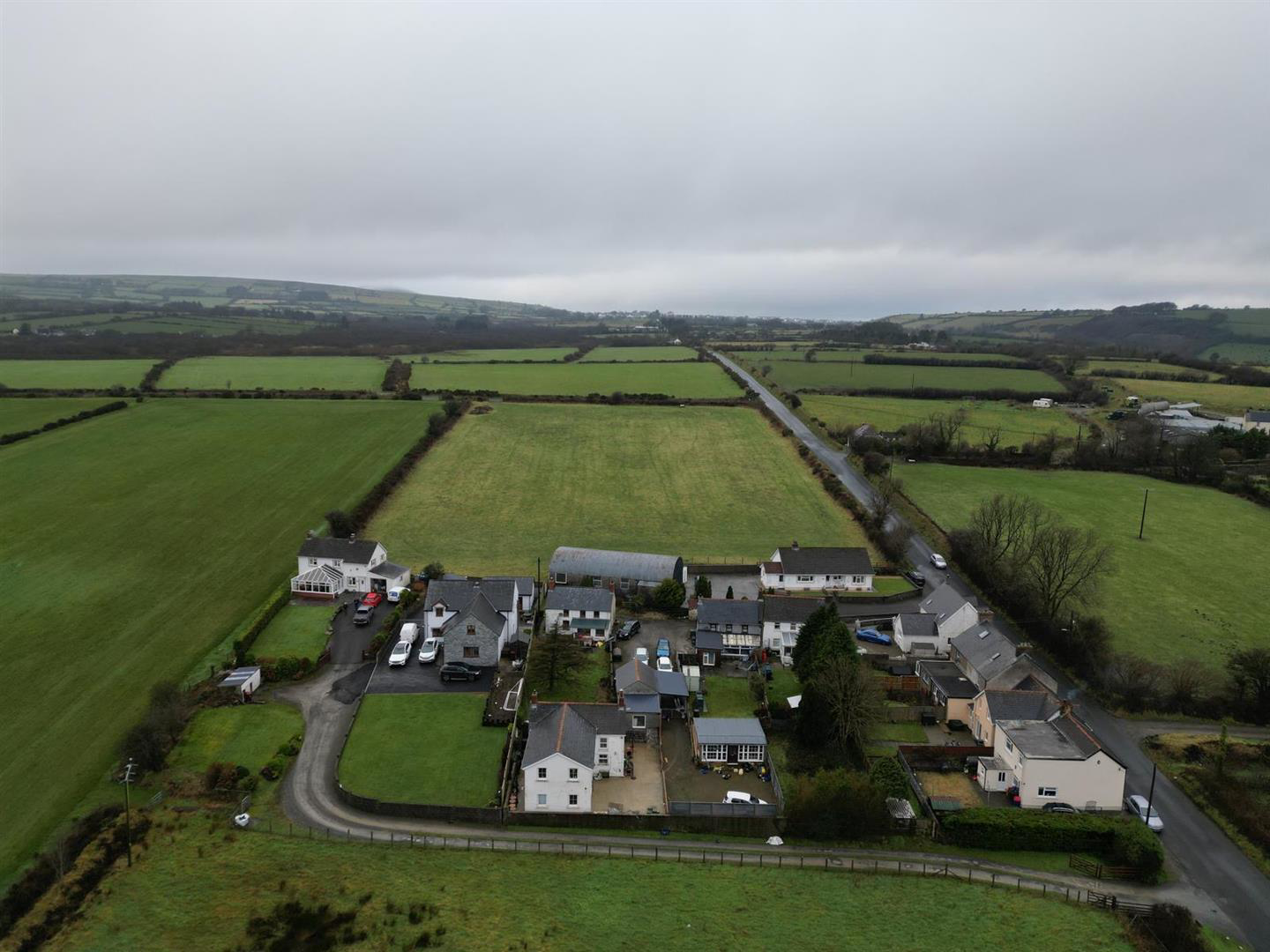 Aerial / Setting