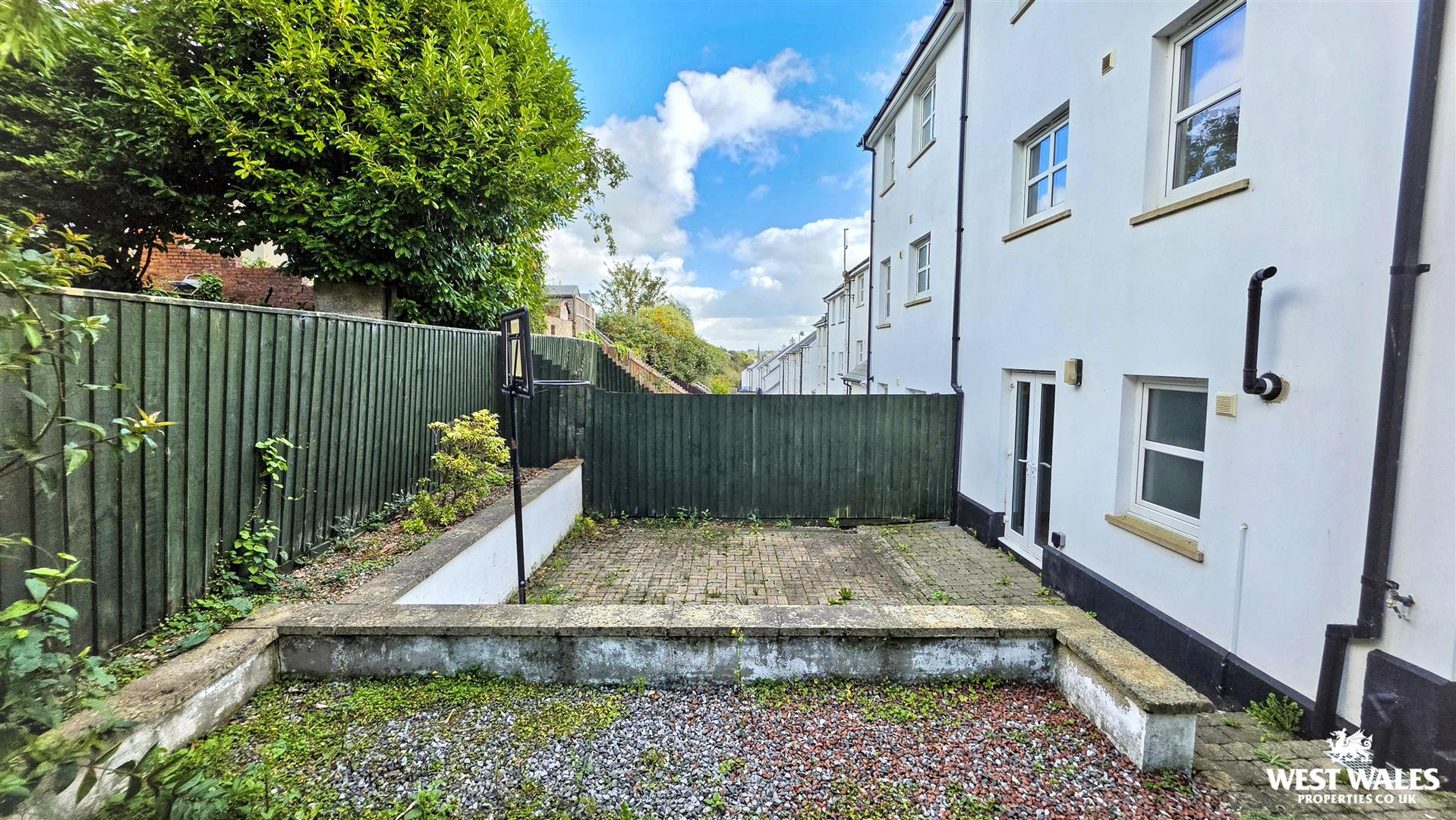 Kensington Gardens, Haverfordwest, photo 27