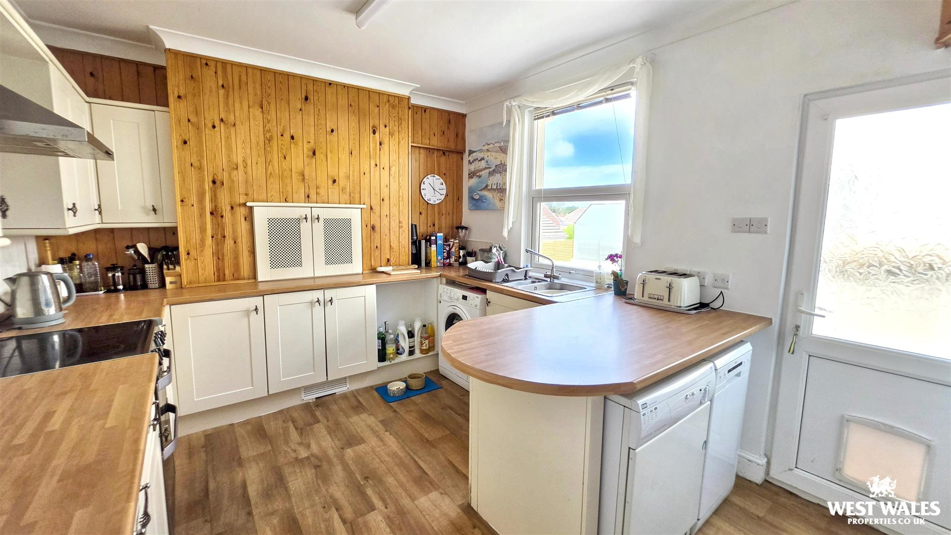 Wellington Road, Hakin, Milford Haven, photo 10