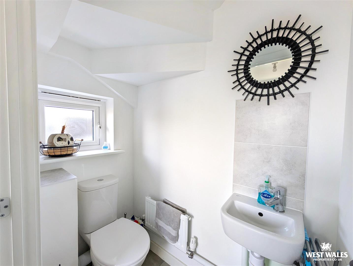Heol Y Plas, Carway, Kidwelly, photo 8