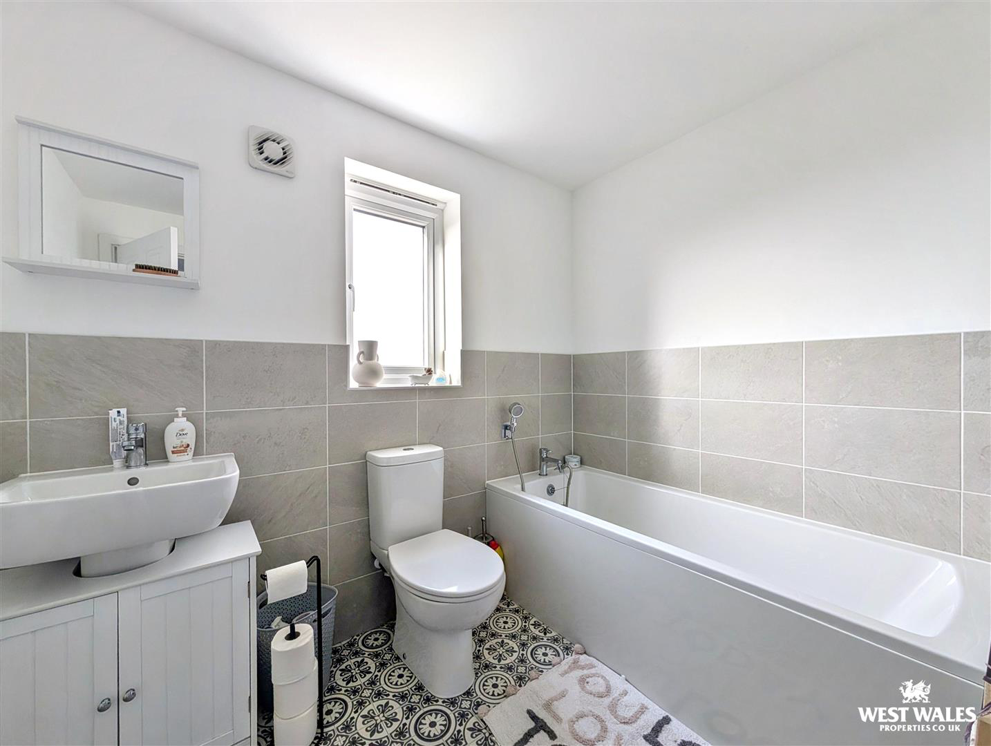 Heol Y Plas, Carway, Kidwelly, photo 19