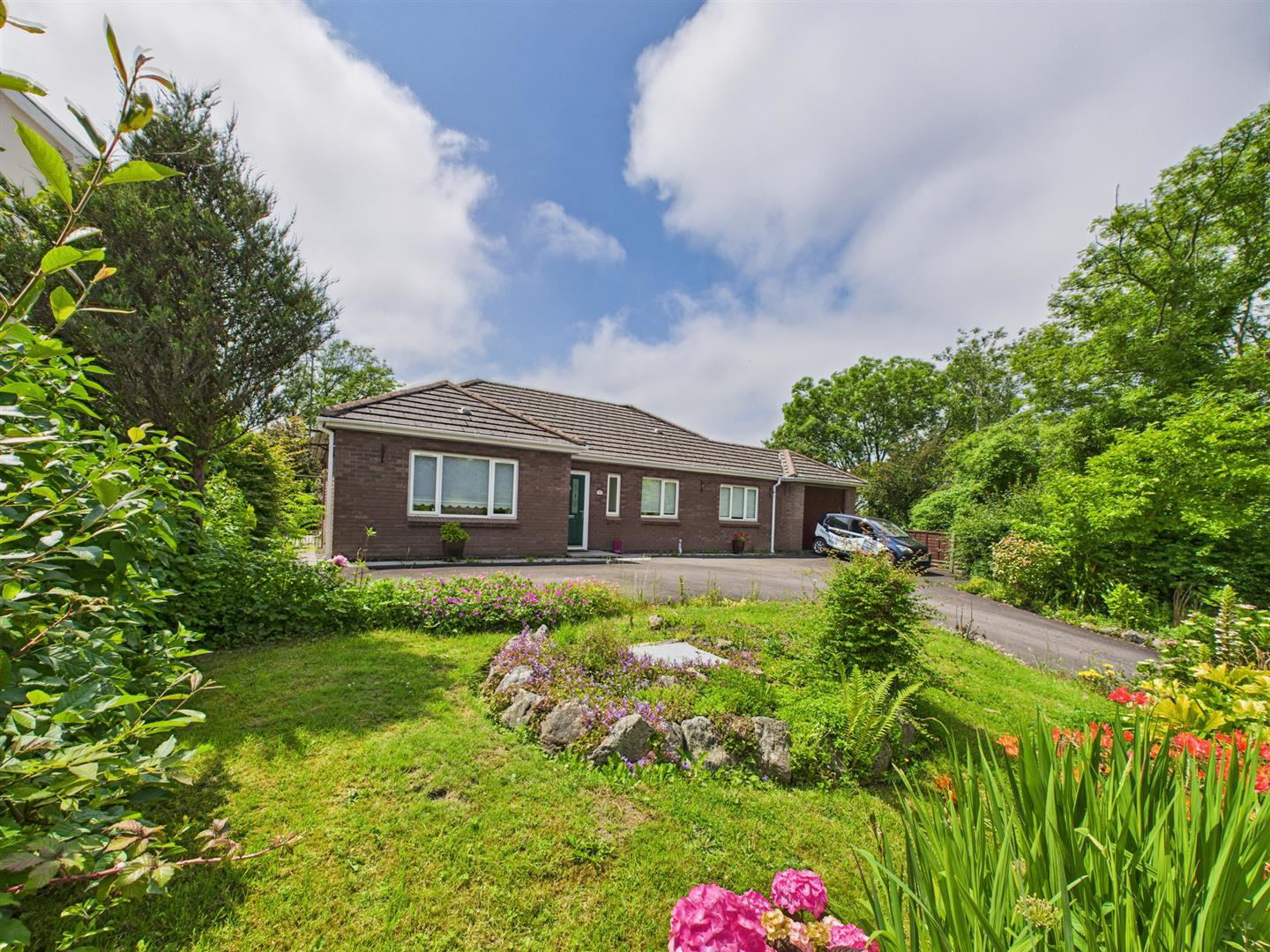 Monksford Street, Kidwelly, photo 2