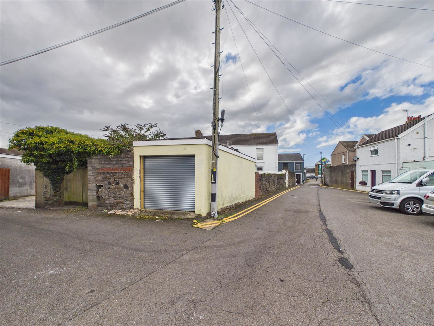 Pottery Place, Llanelli, photo 15