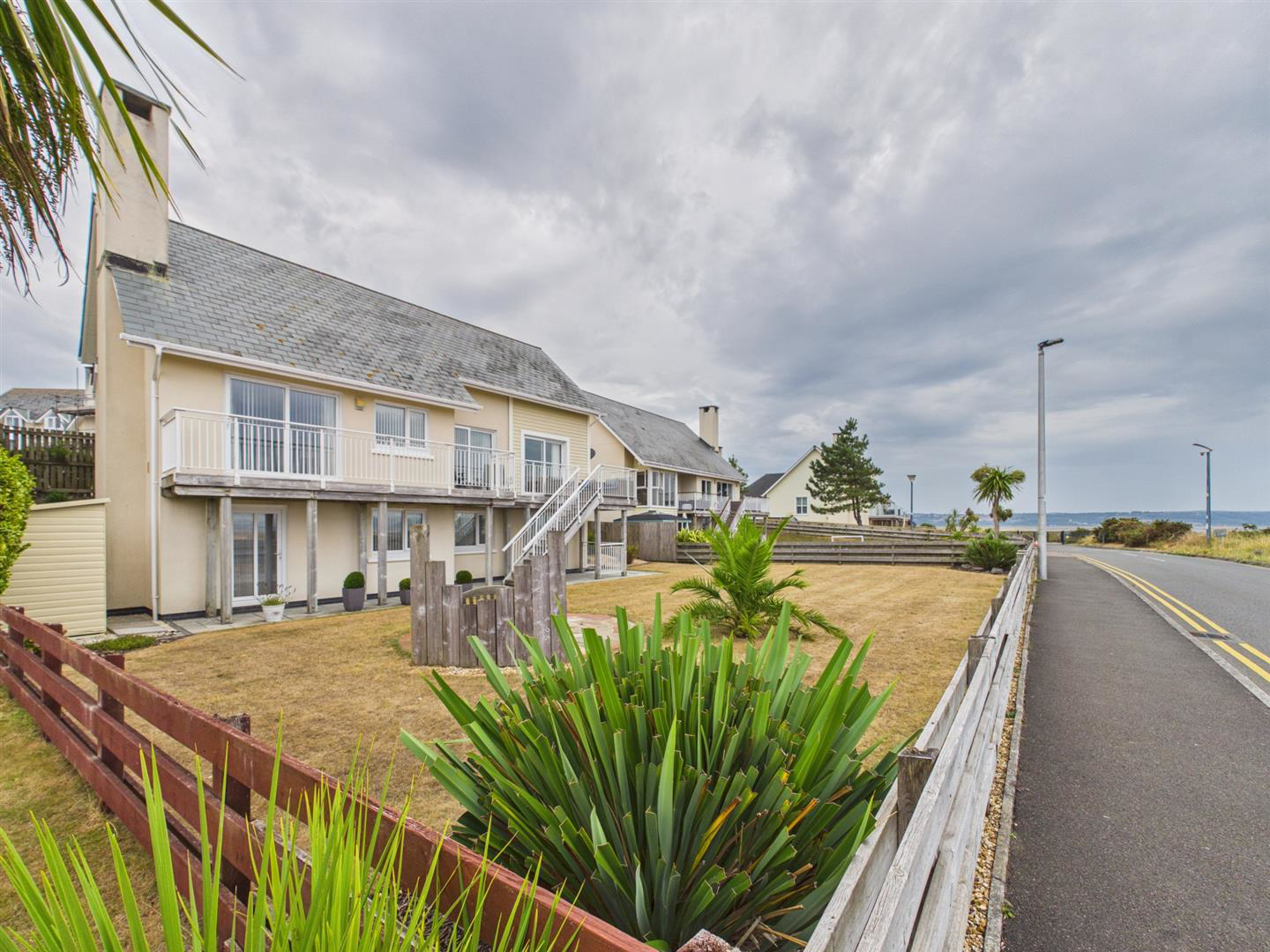 Pentre Nicklaus Village, Llanelli
