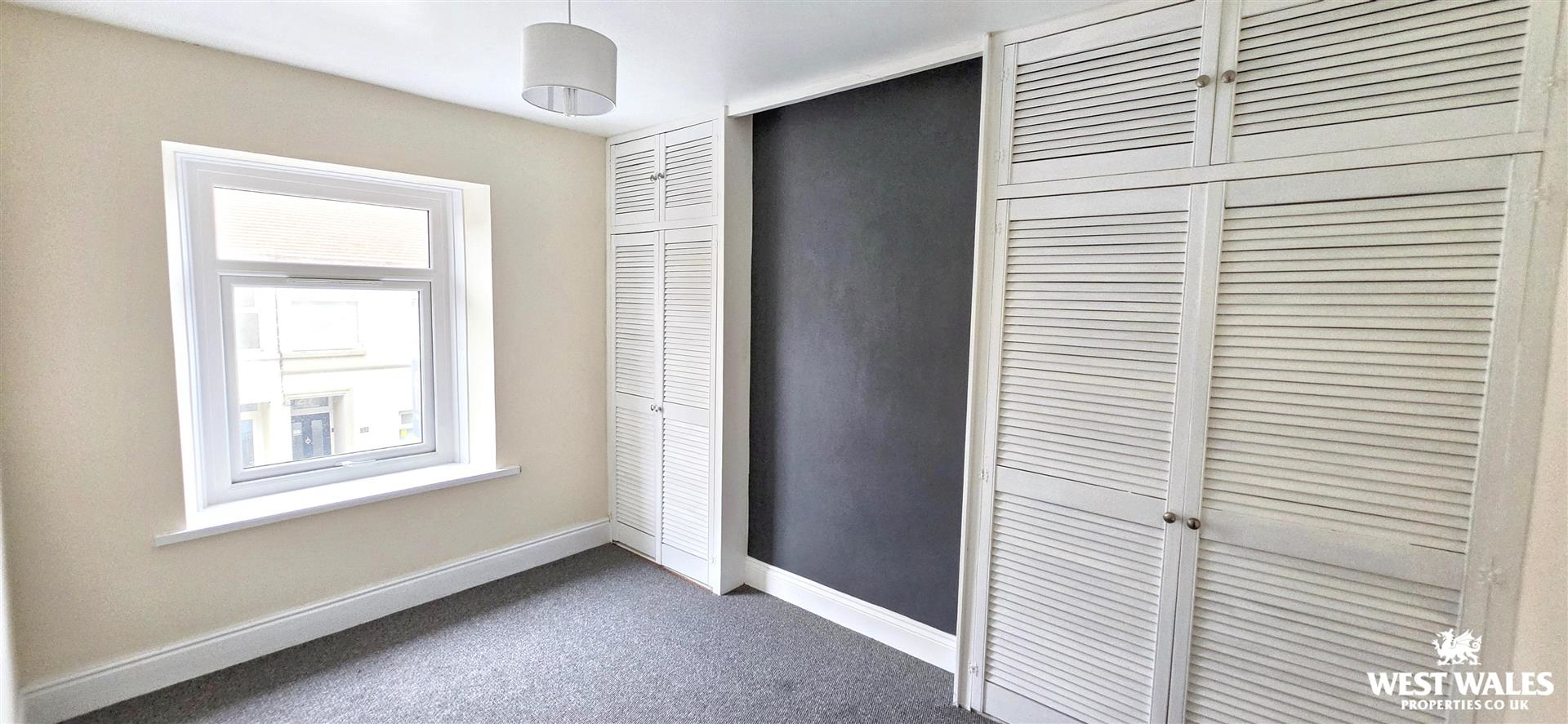 St. Peters Road, Milford Haven, photo 13