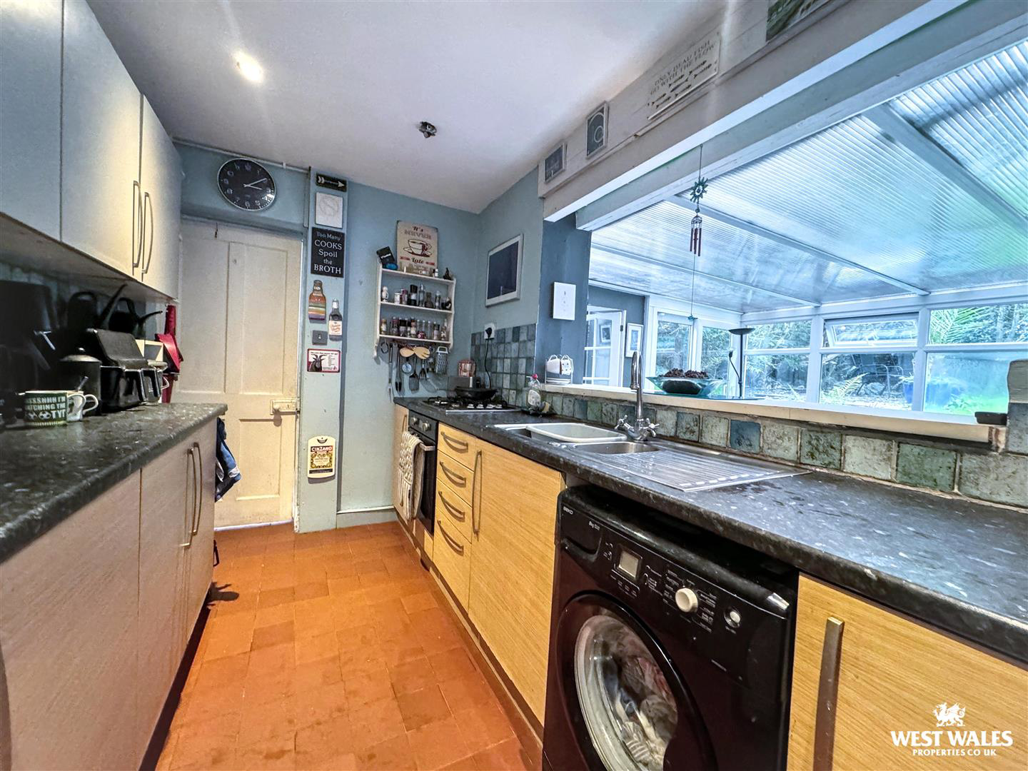 Serpentine Road, Tenby, photo 6