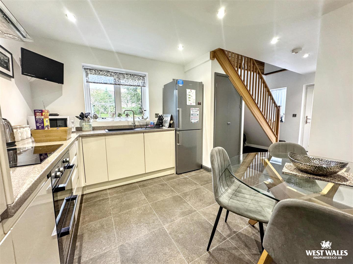 Heywood Lane, Tenby, photo 43