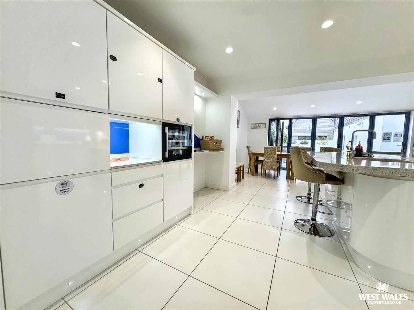 Heywood Lane, Tenby, photo 12