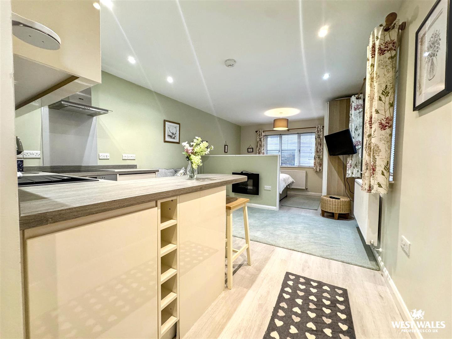 Heywood Lane, Tenby, photo 59