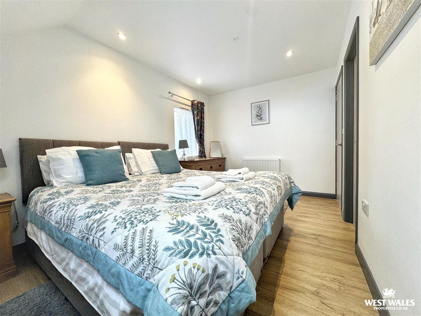 Heywood Lane, Tenby, photo 51