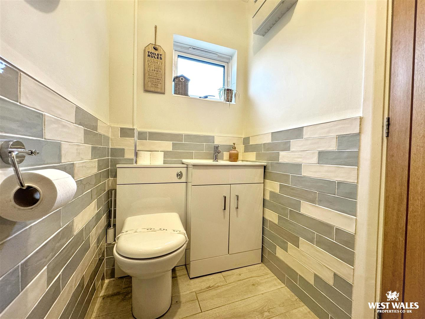 Heywood Lane, Tenby, photo 19