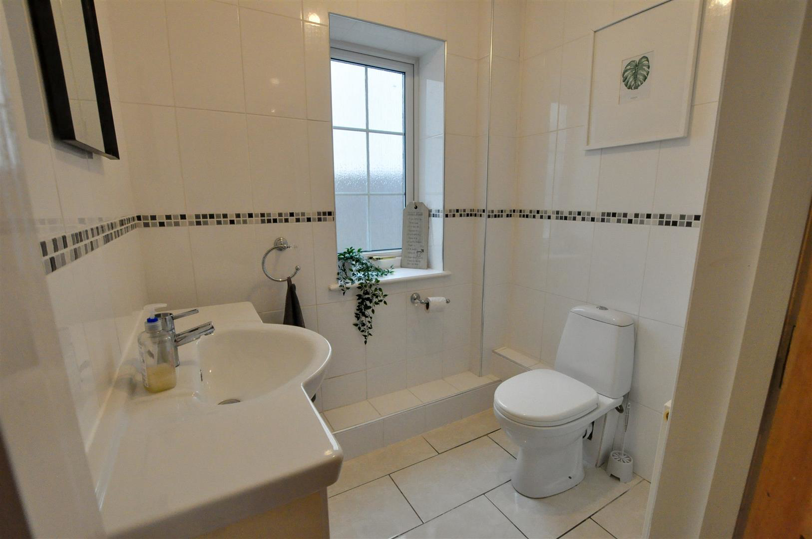 Plas Newydd, Cwm Ivor Road, Burry Port, photo 21