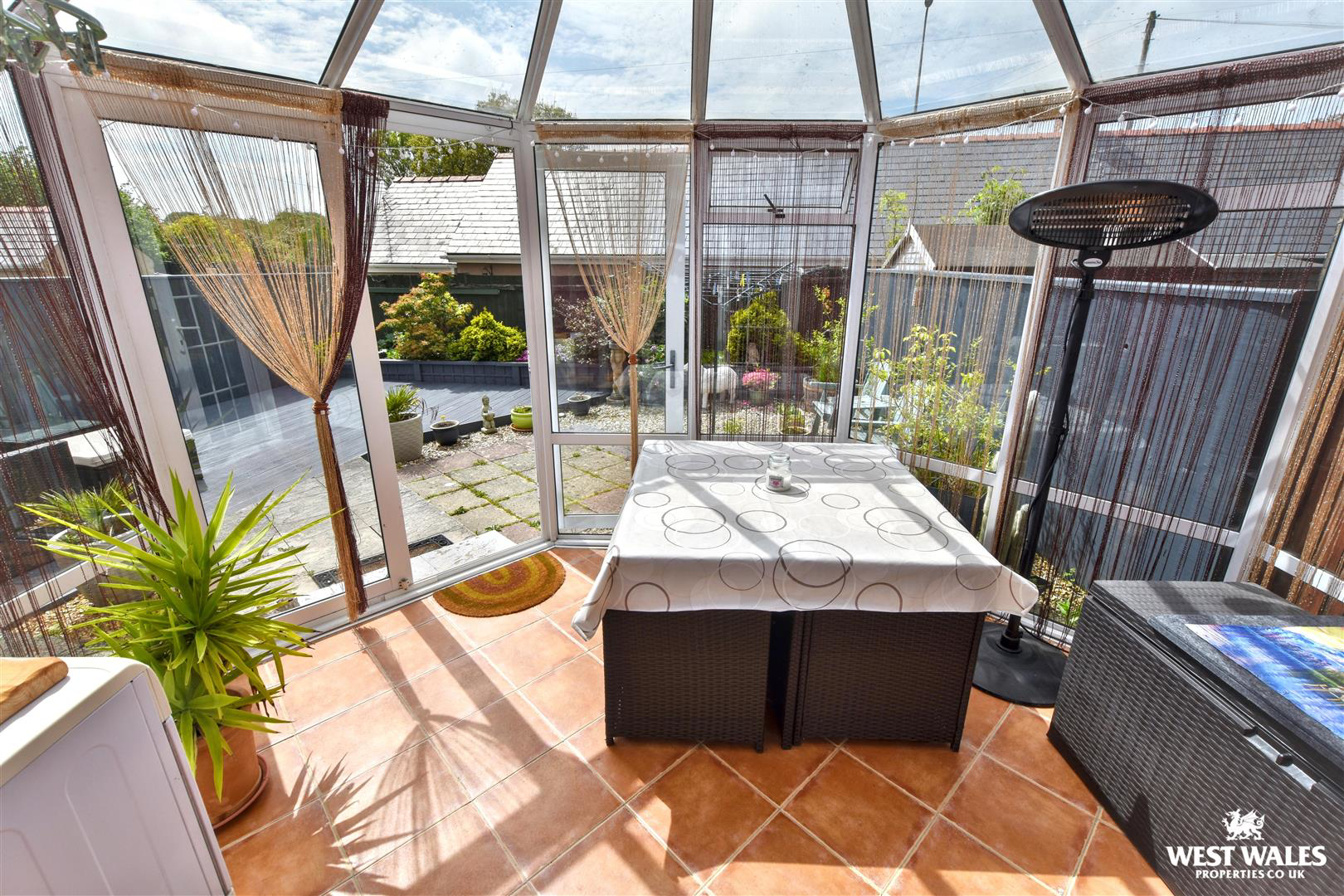 Chestnut Tree Drive, Johnston, Haverfordwest, photo 2