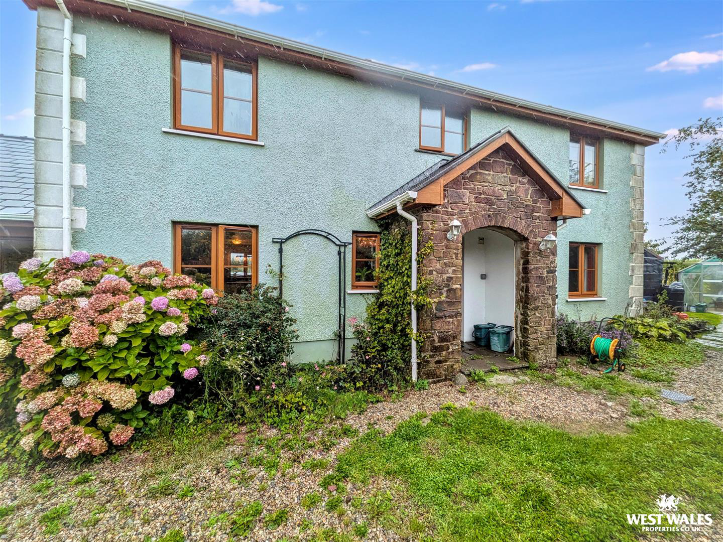 Photo 19