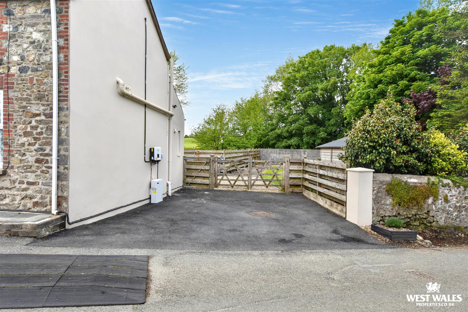 Church Road, Johnston, Haverfordwest, photo 28