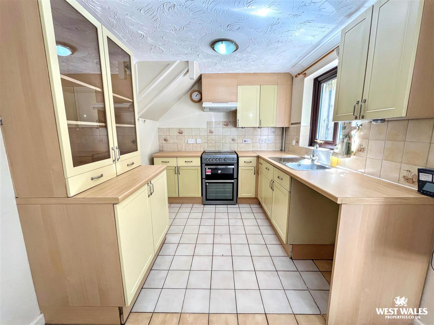 Llansteffan Road, Johnstown, Carmarthen, photo 9