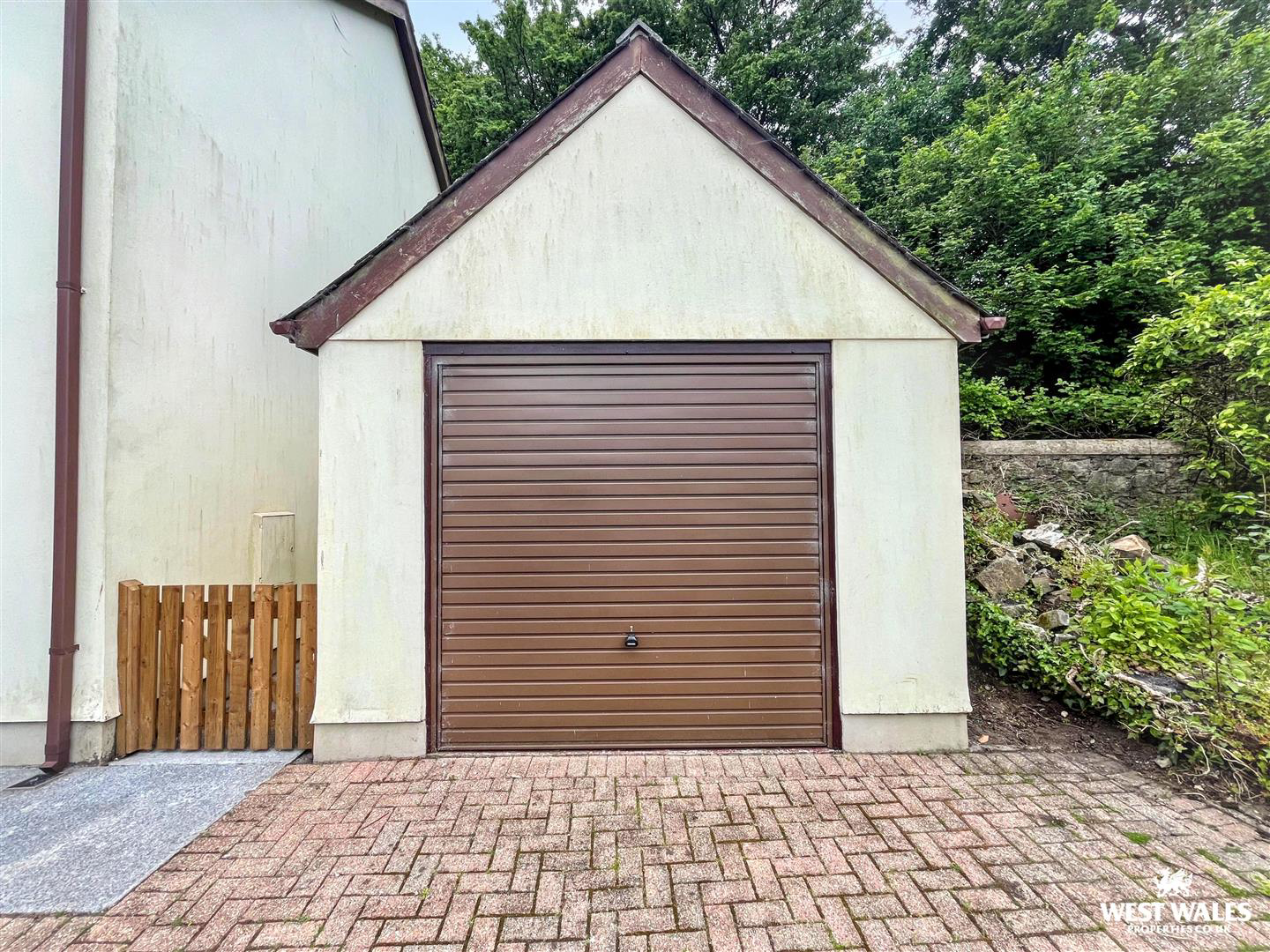 Llansteffan Road, Johnstown, Carmarthen, photo 21
