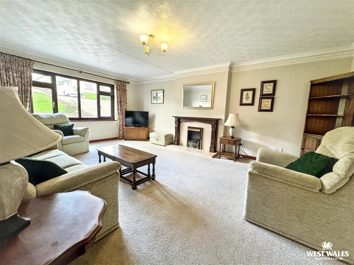 Hawthorn Close, Pentlepoir, Saundersfoot, photo 2