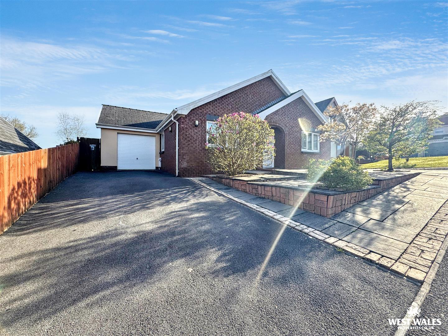 Uwchgwendraeth, Drefach, Llanelli