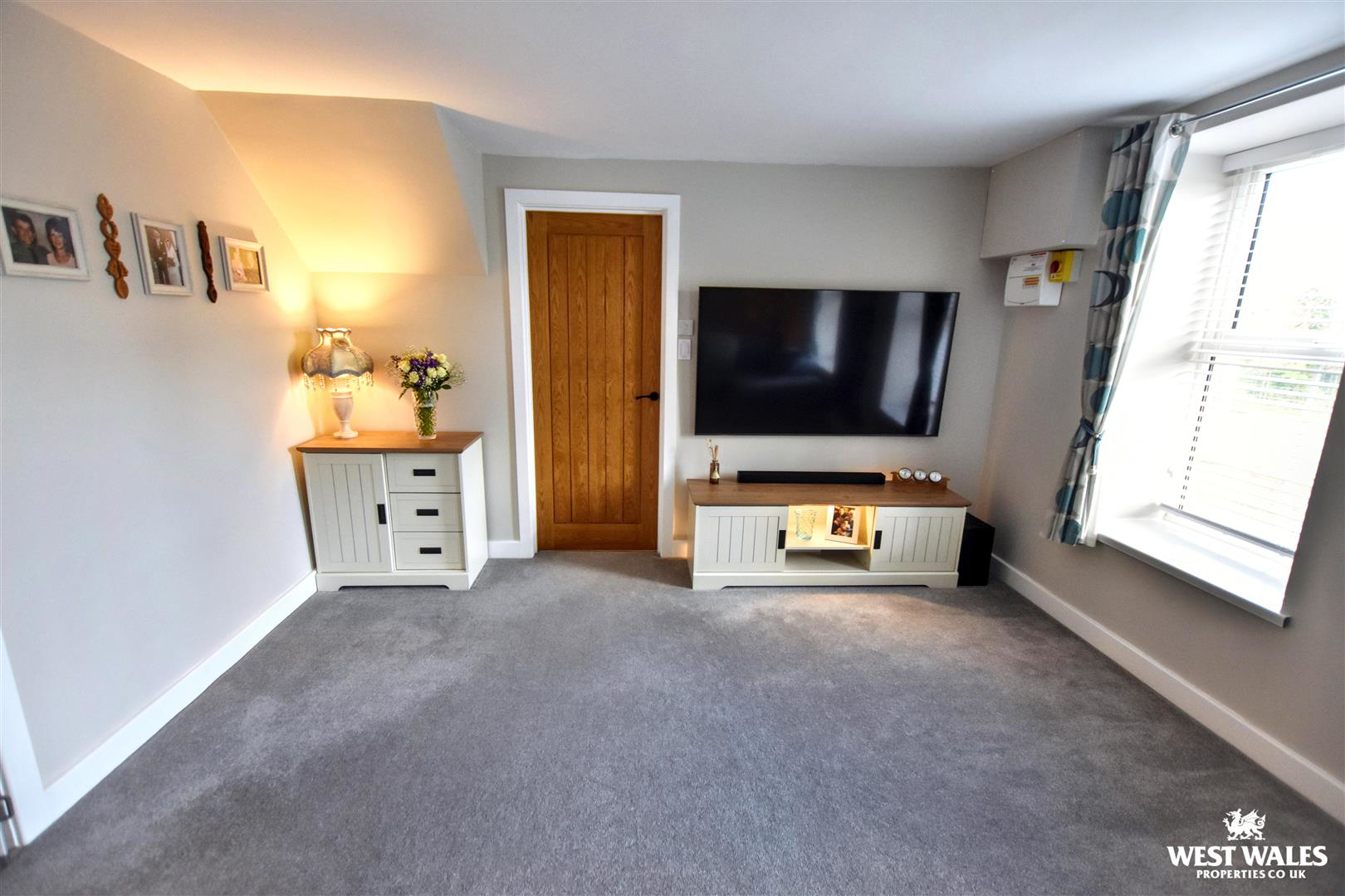 Church Road, Johnston, Haverfordwest, photo 6