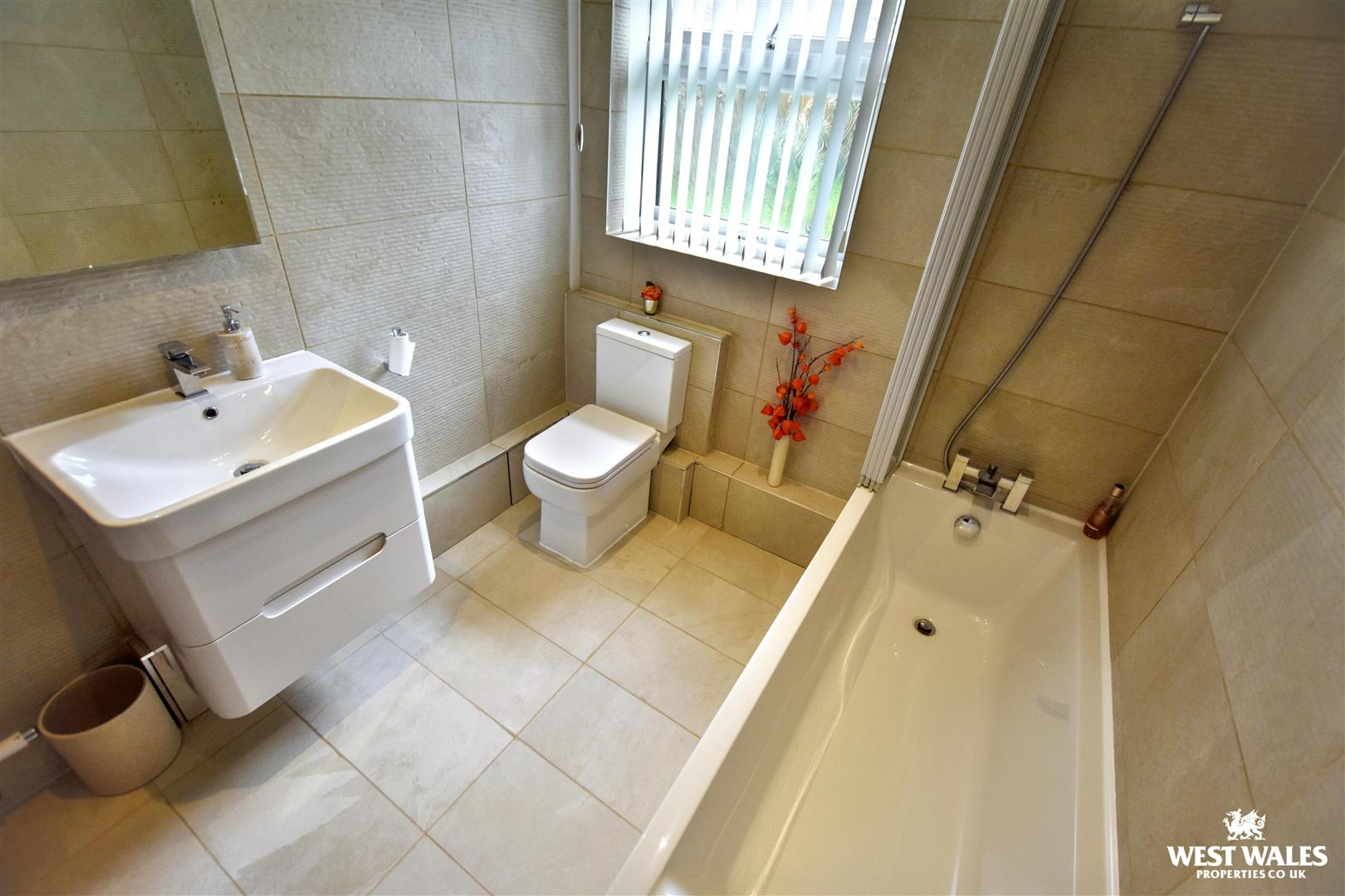 Greenwell Close, Crundale, Haverfordwest, photo 11