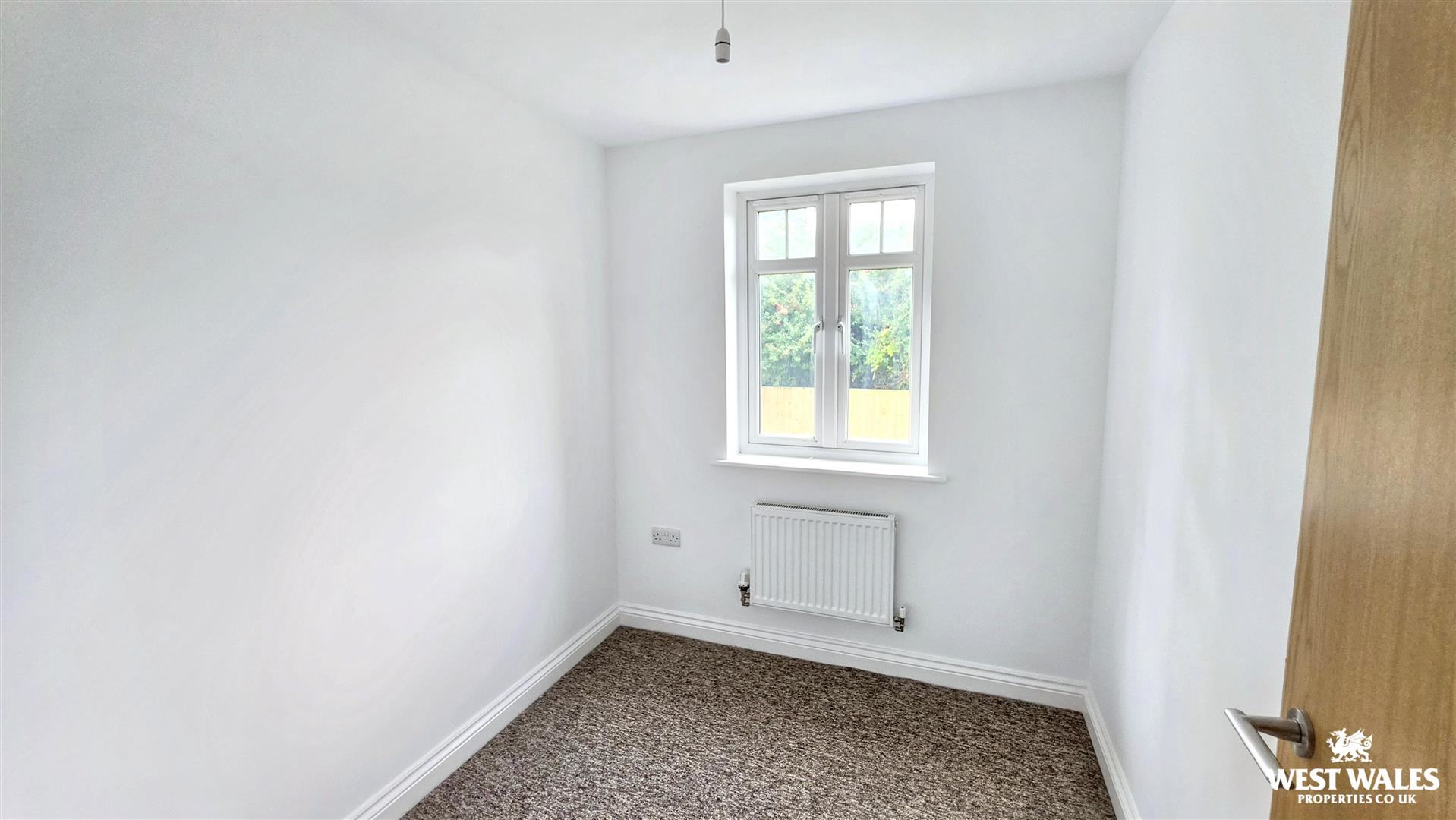 Moors Road, Johnston, Haverfordwest, photo 22