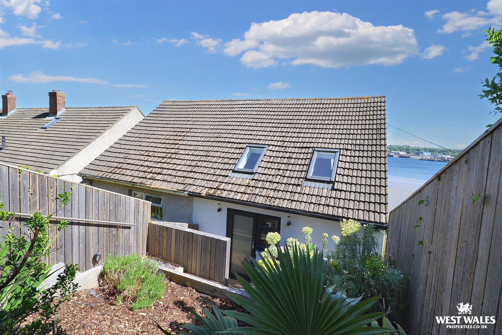 Church Road, Llanstadwell, Milford Haven, photo 9