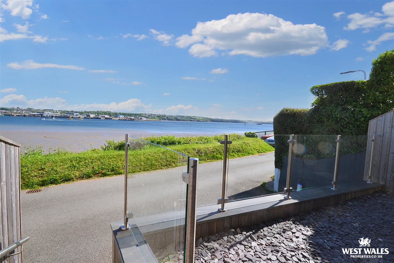 Church Road, Llanstadwell, Milford Haven, photo 6