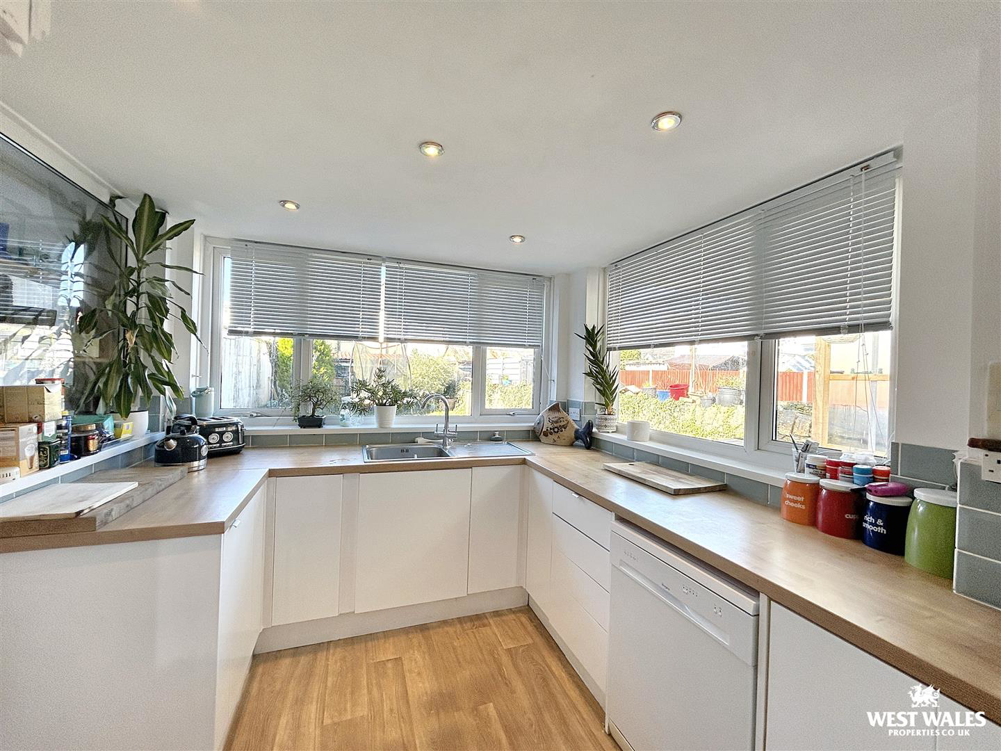 Llansteffan Road, Johnstown, Carmarthen, photo 8