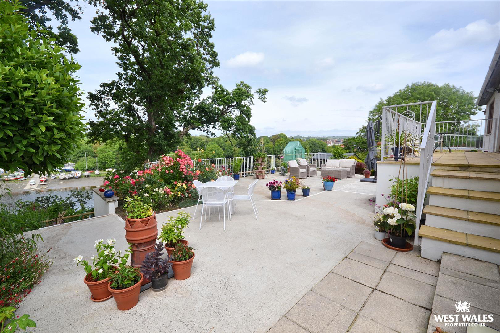 St. Dogmaels Road, Cardigan, photo 23