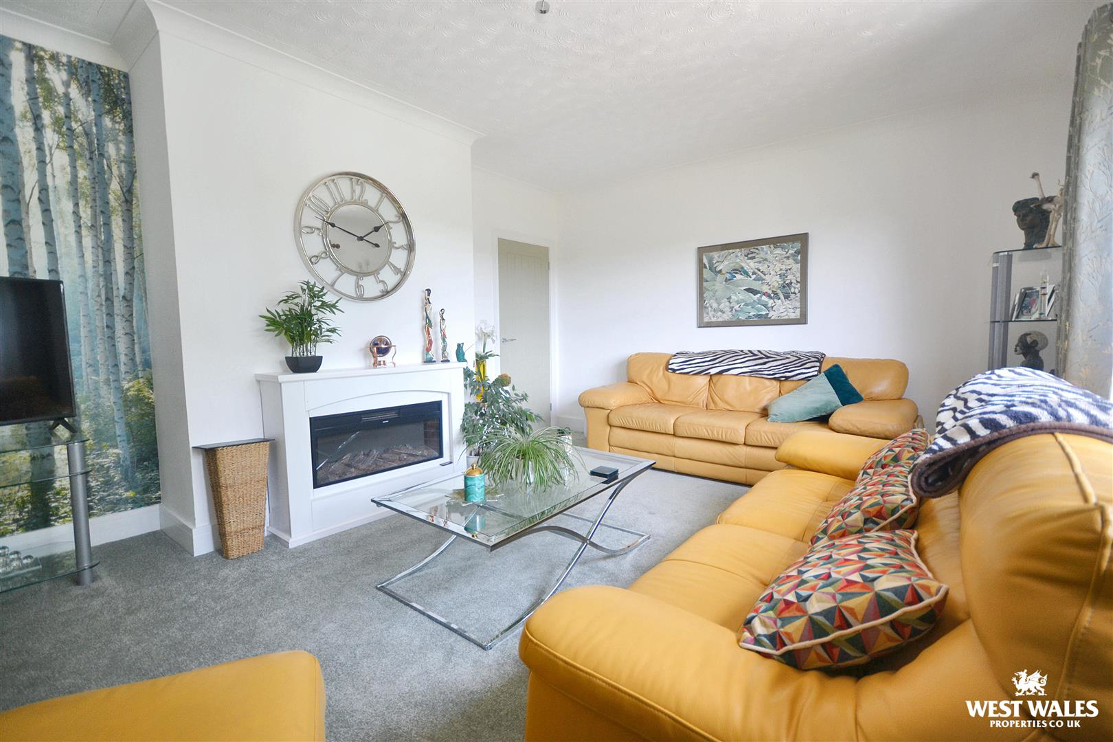 St. Dogmaels Road, Cardigan, photo 6