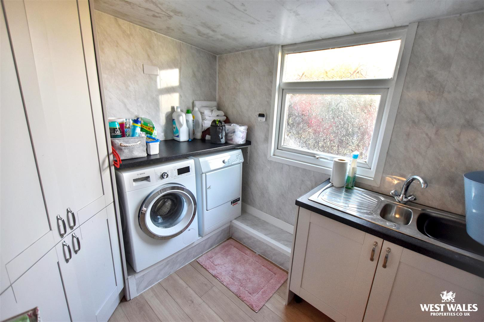 Gateholm Avenue, Milford Haven, photo 14