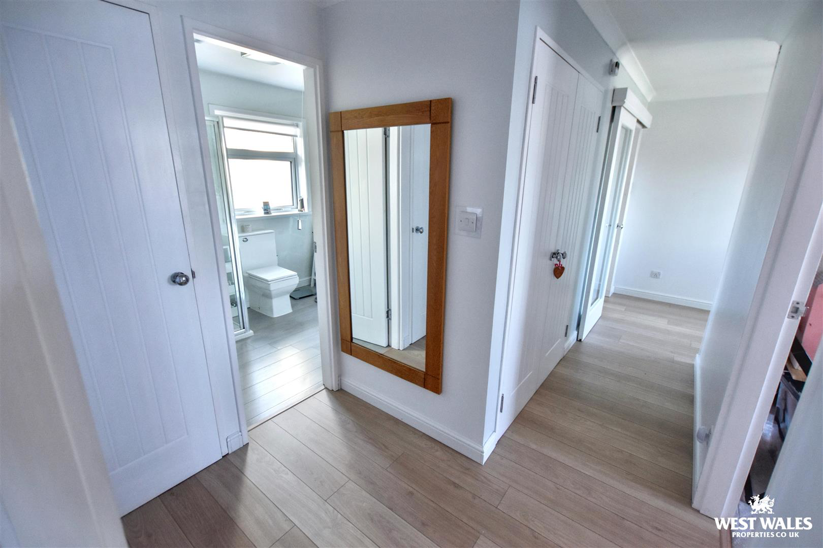 Gateholm Avenue, Milford Haven, photo 9