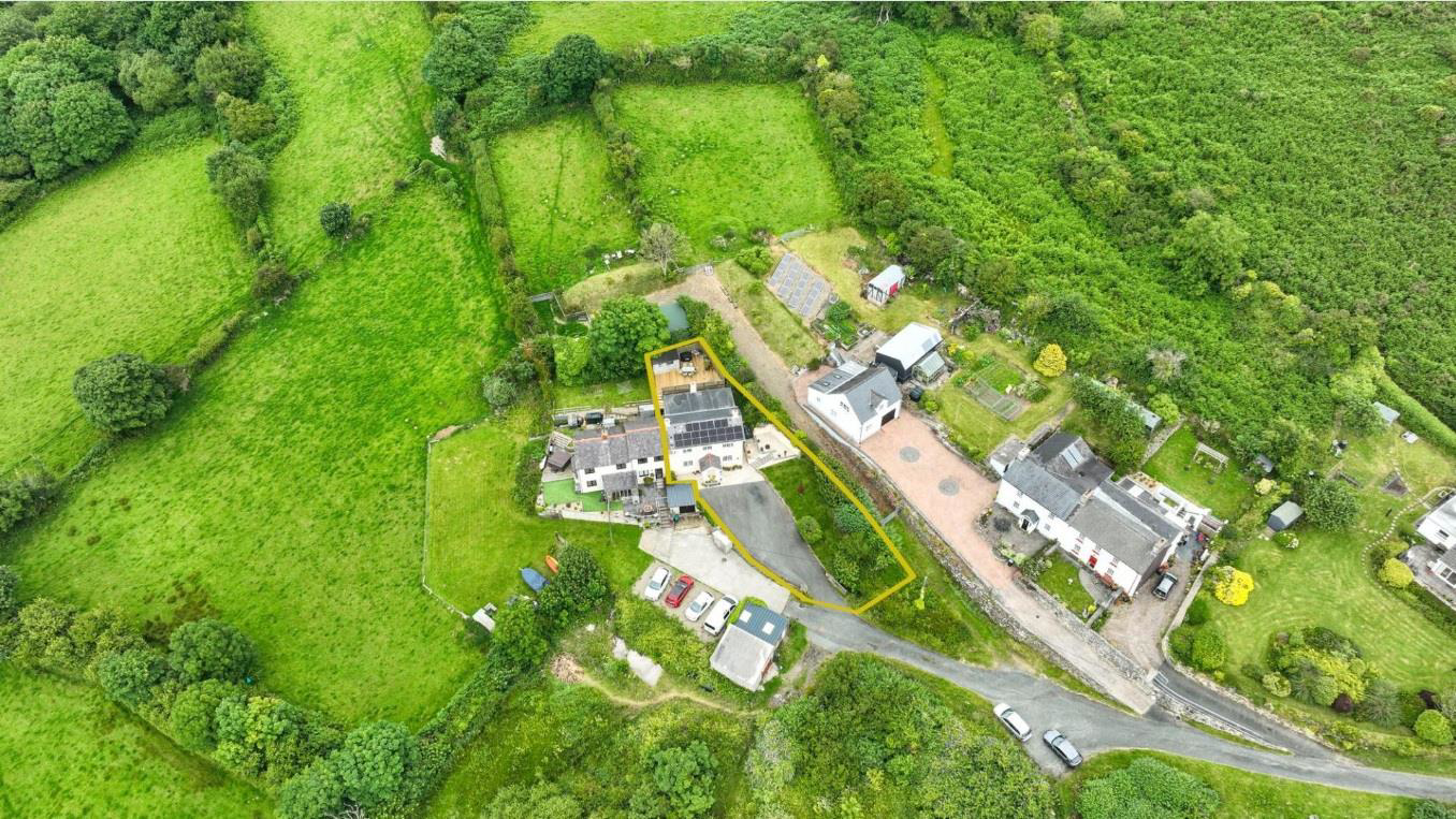 Dinas Cross, photo 36