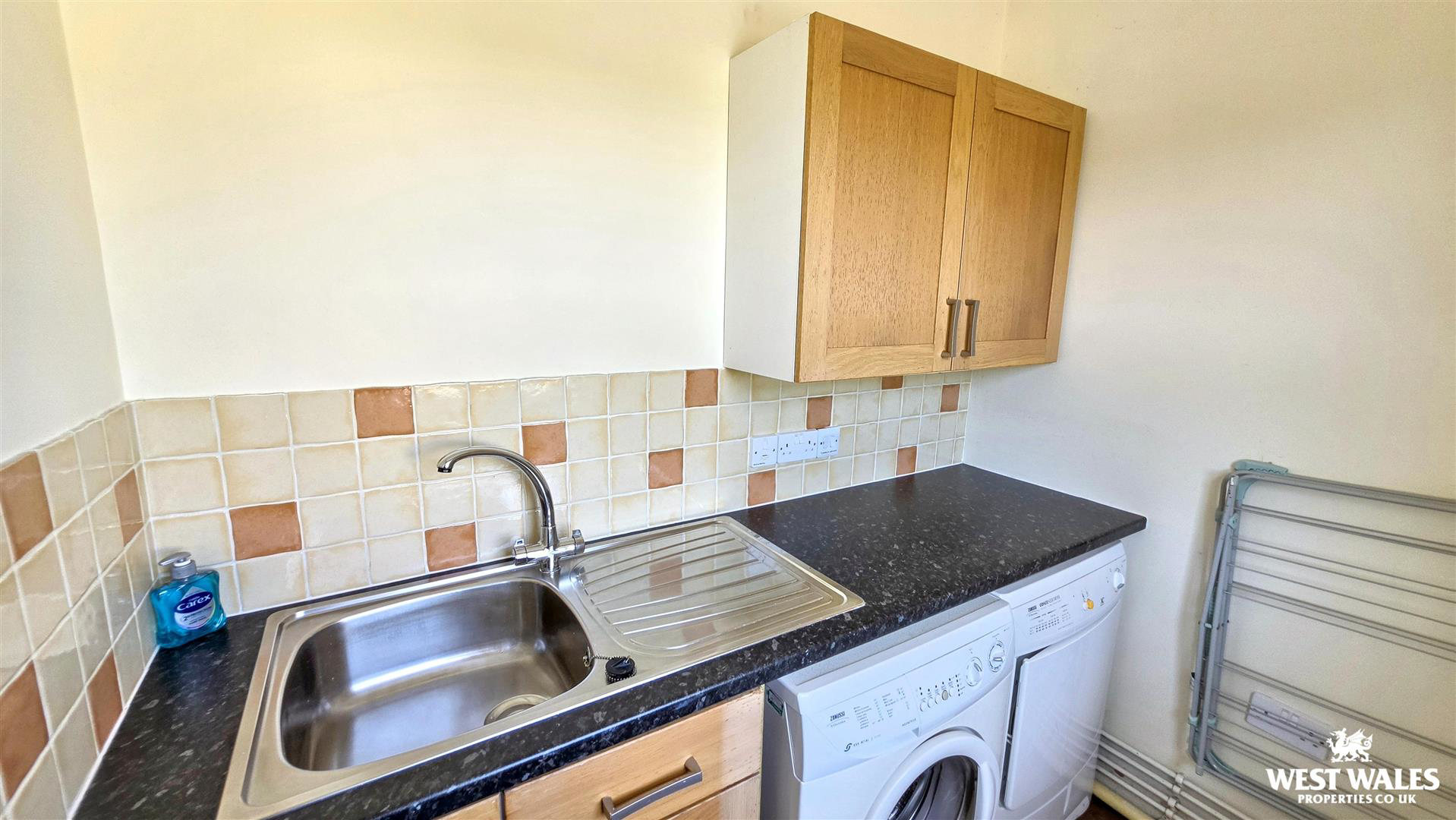 Wood Village, Newgale, photo 16