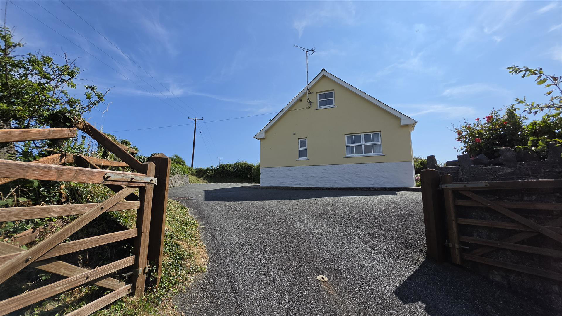 Wood Village, Newgale, photo 38