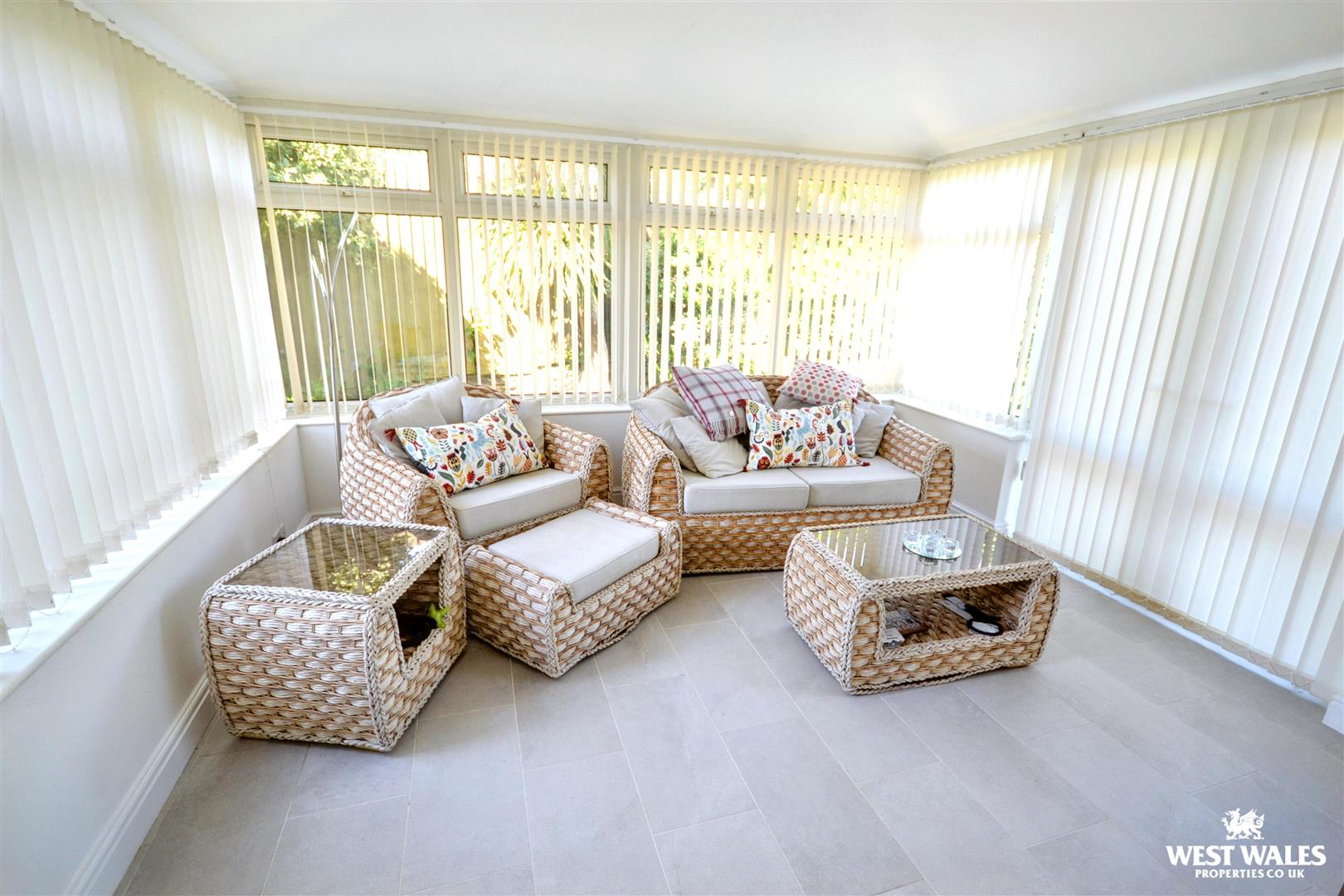 Skomer Drive, Milford Haven, photo 11