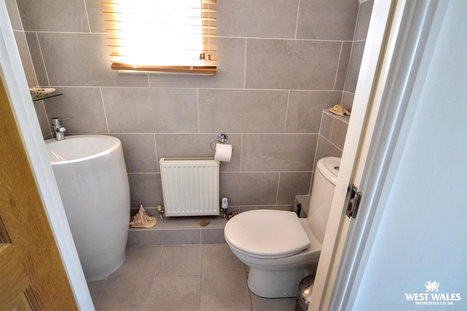 Skomer Drive, Milford Haven, photo 13
