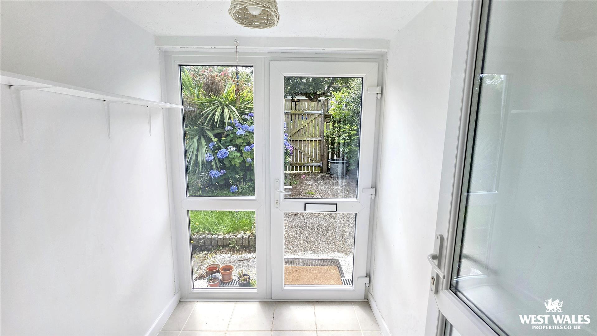 Burgage Green Close, St. Ishmaels, Haverfordwest, photo 5
