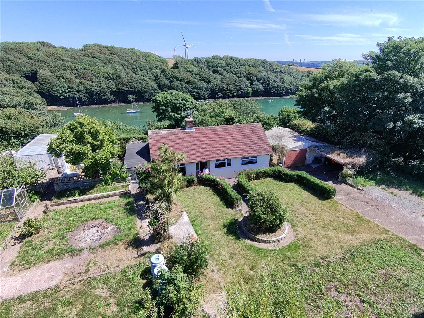 Milton Crescent, Milford Haven, photo 28