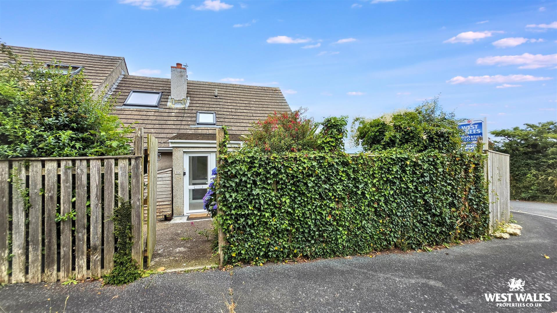 Burgage Green Close, St. Ishmaels, Haverfordwest, photo 29
