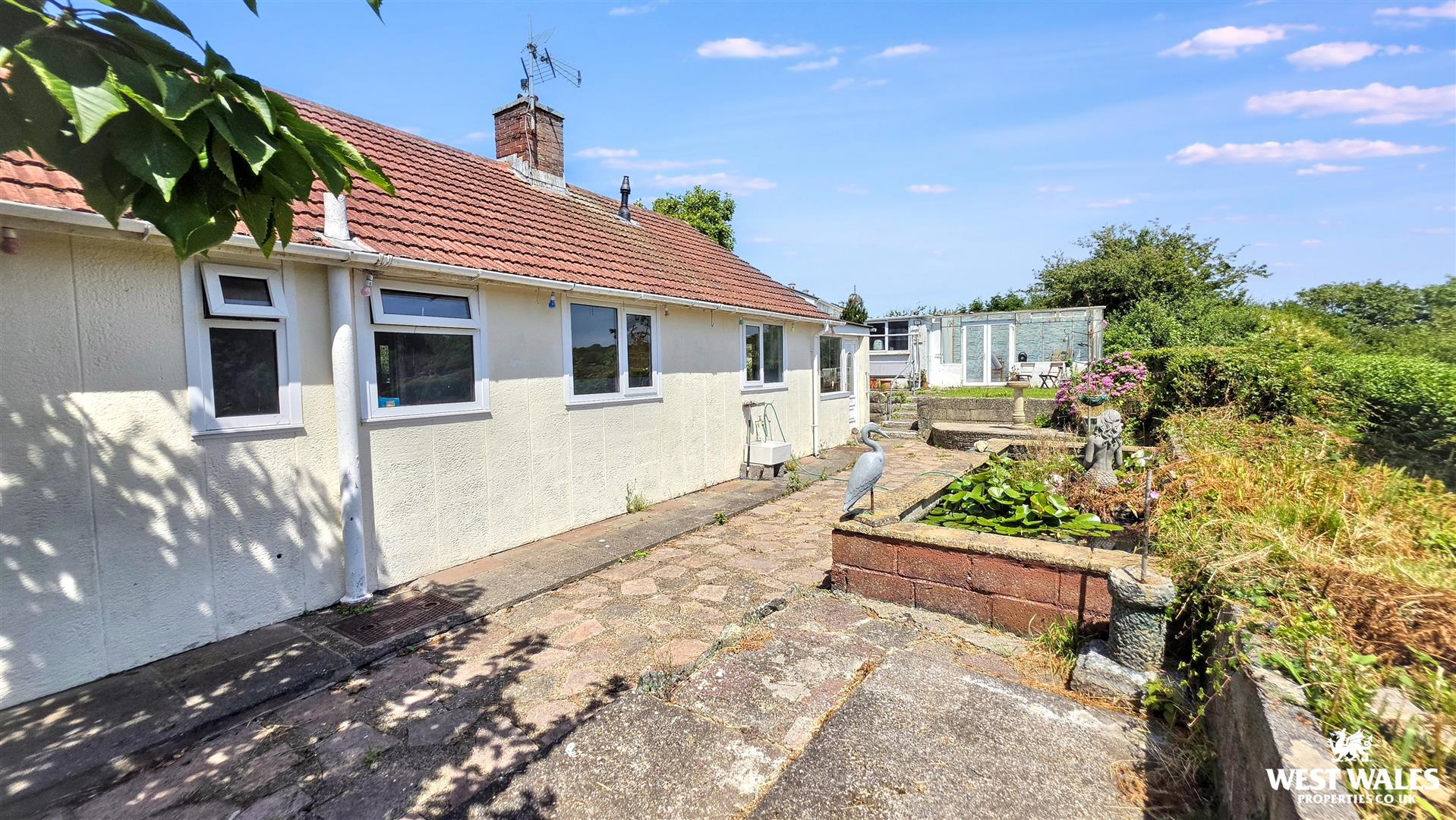 Milton Crescent, Milford Haven, photo 21