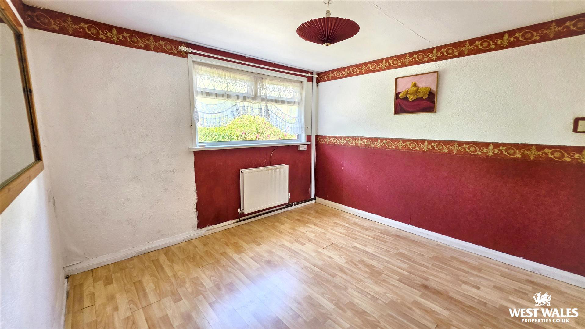 Milton Crescent, Milford Haven, photo 13