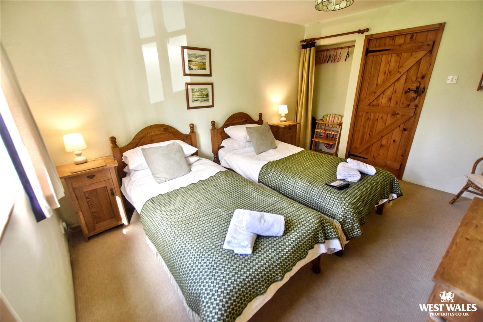 Ffordd Yr Afon, Haverfordwest, photo 11