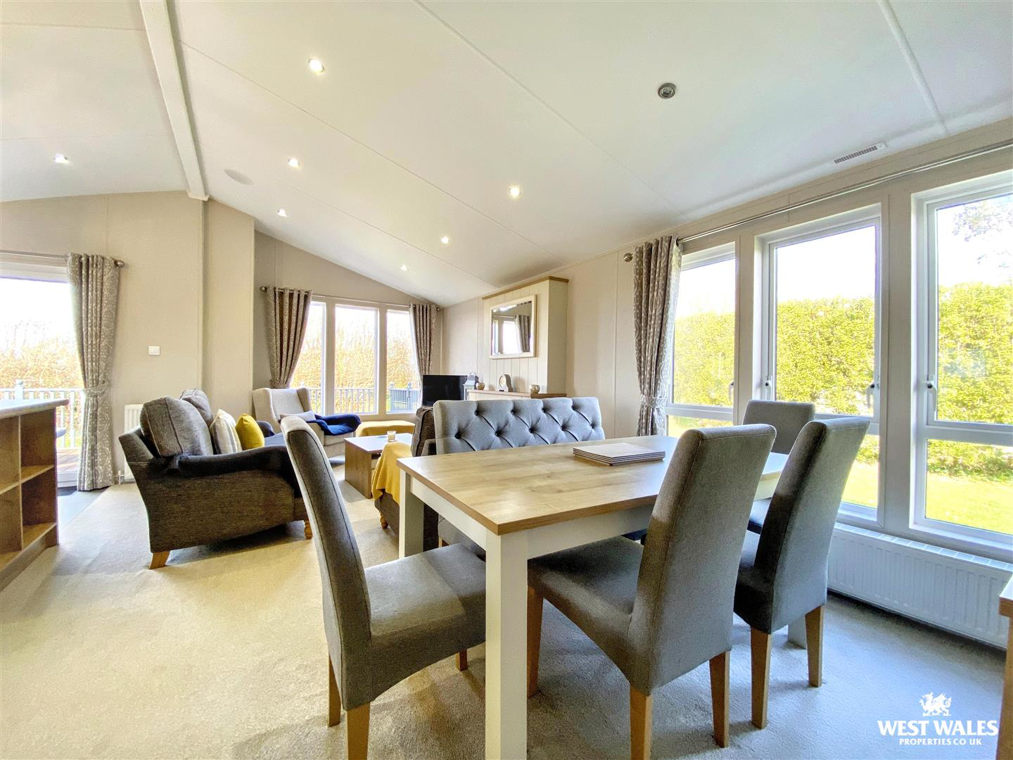 Vale Holiday Park, Landshipping, Narberth, photo 9