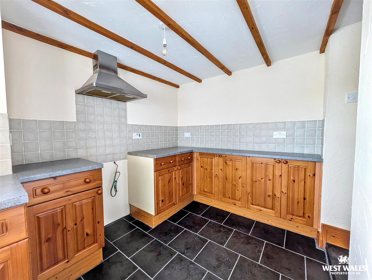 Llanfihangel-Ar-Arth, Pencader, photo 11