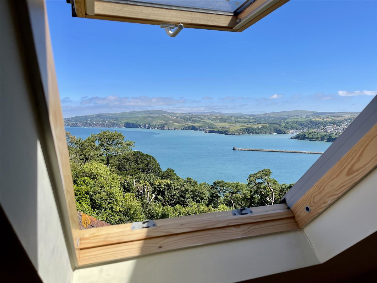 New Hill Villas, Goodwick, photo 4