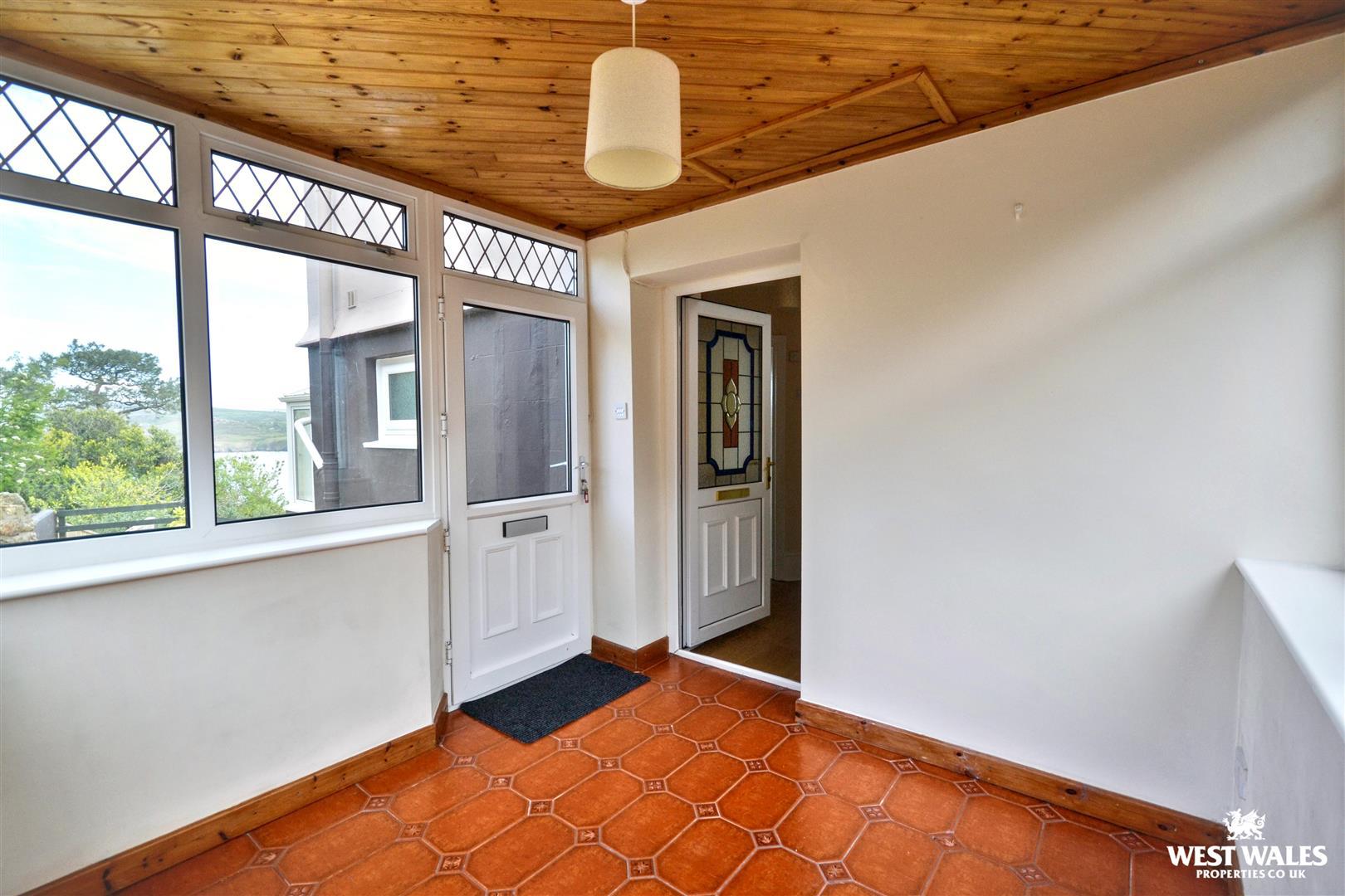 New Hill Villas, Goodwick, photo 5