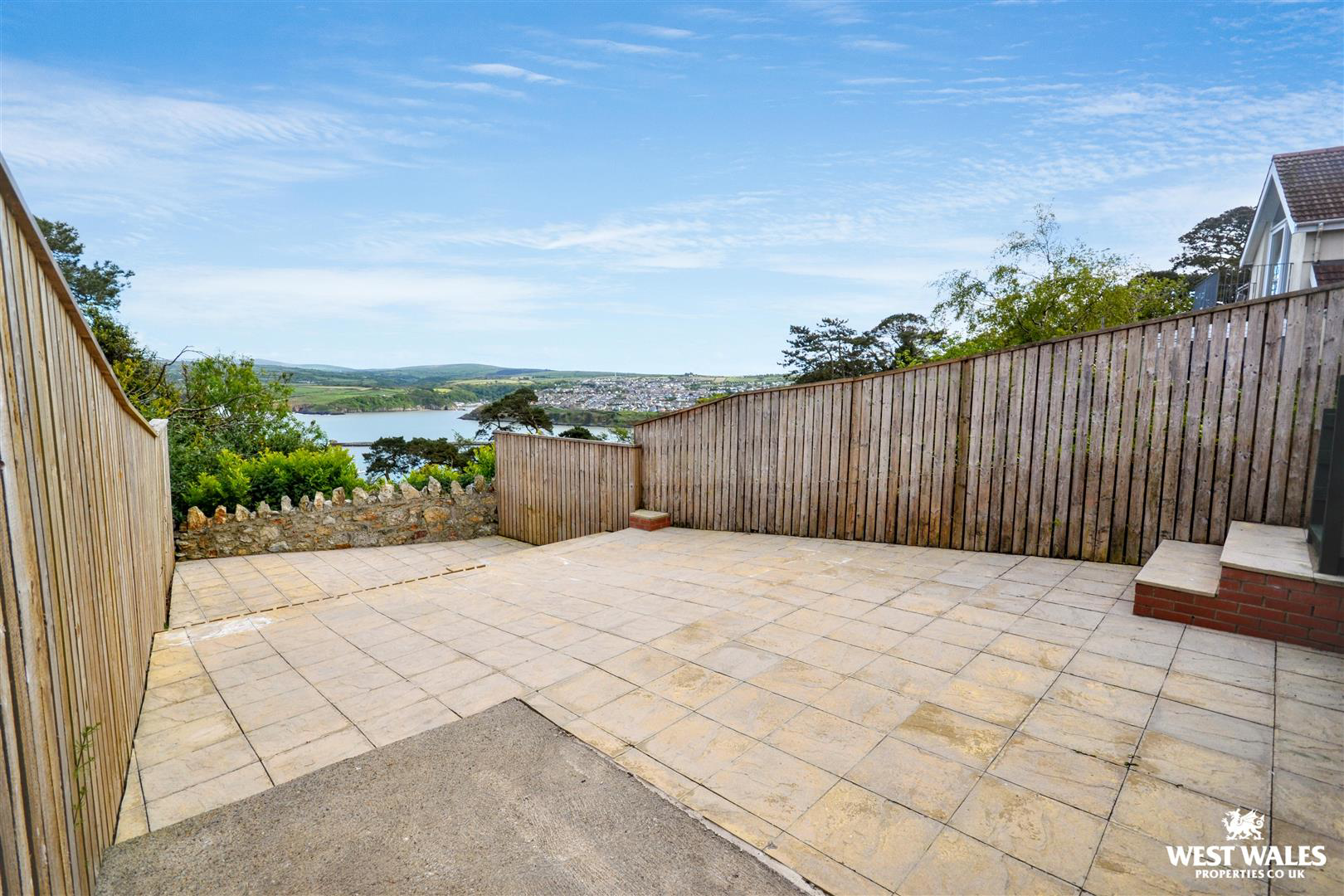 New Hill Villas, Goodwick, photo 12