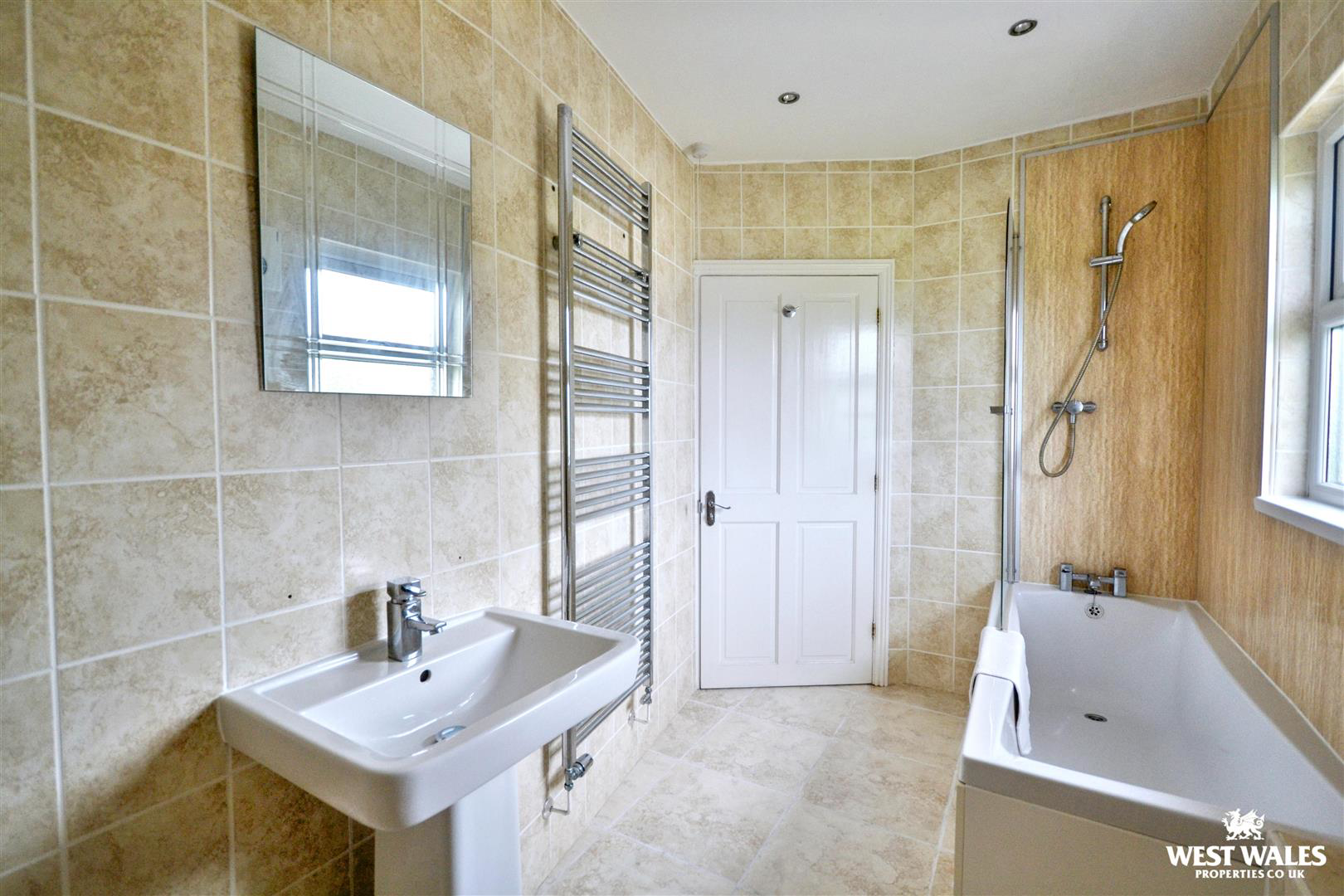 New Hill Villas, Goodwick, photo 24